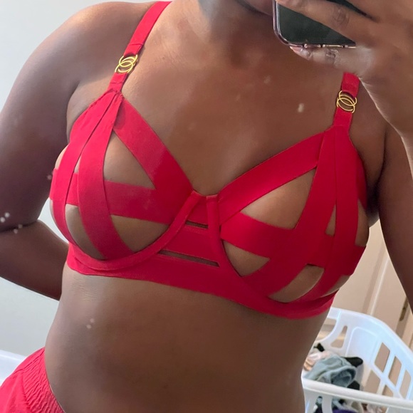 bra - Picture 2 of 4